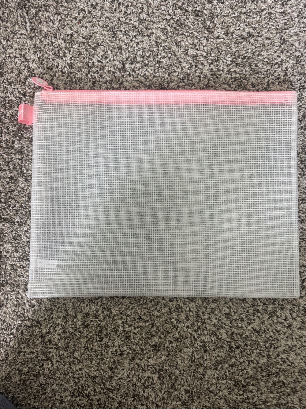 Simon Says Stamp - Clear Mesh Travel Pouch with Pink Trim & Zipper (13”x101/4”)